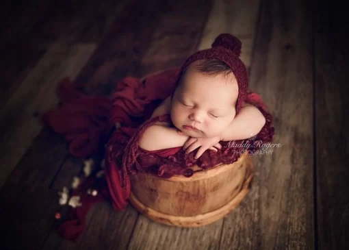 Newborn Pompom Bonnet | Dark Red